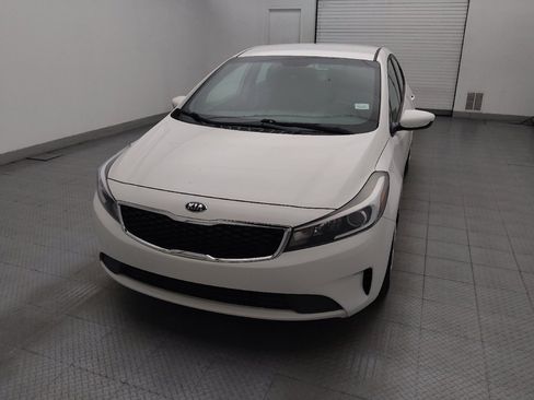 Used 2018 Kia Forte LX FWD image 15