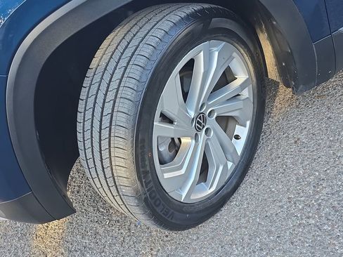 Used 2023 Volkswagen Atlas SE image 31