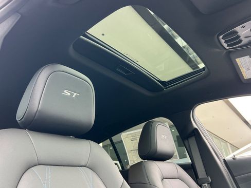 New 2026 Buick Envista Sport Touring image 16