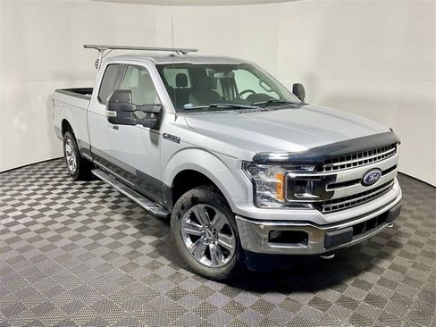 Used 2018 Ford F150 XLT w/ Equipment Group 302A Luxury image 4
