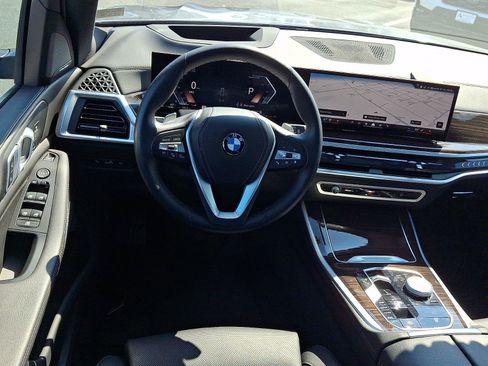 Used 2024 BMW X5 xDrive40i w/ Premium Package AWD/4WD image 13