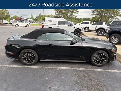 Used 2020 Ford Mustang Premium RWD image 5