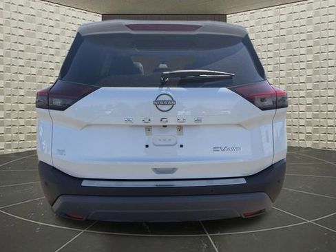 Used 2023 Nissan Rogue SV w/ SV Premium B Package AWD/4WD image 4