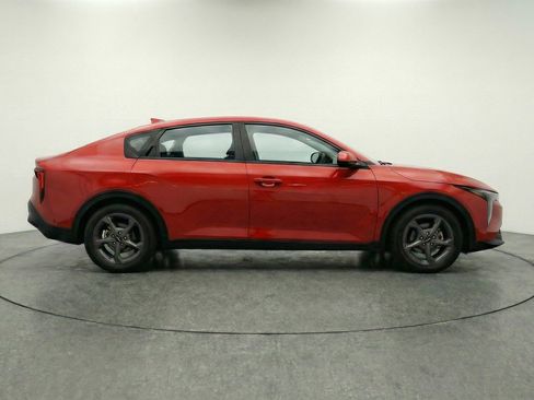 Used 2025 Kia K4 FWD image 11