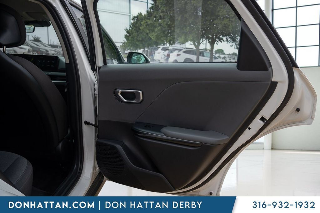 Used 2025 Kia K4 FWD image 20