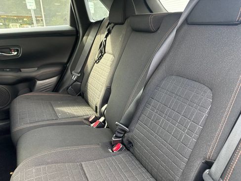 Used 2025 Honda HR-V Sport image 12