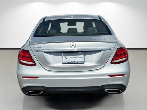 Used 2020 Mercedes-Benz E 350 Sedan image 4