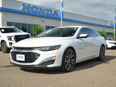Used 2025 Chevrolet Malibu RS