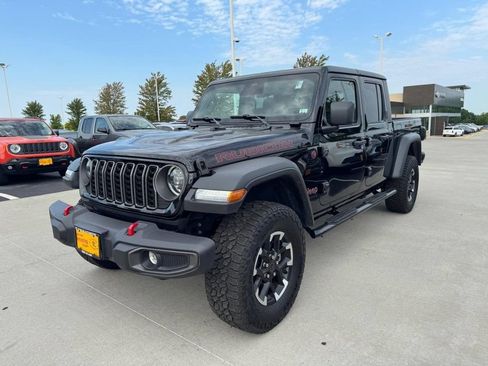 Used 2026 Jeep Gladiator Rubicon AWD/4WD image 8