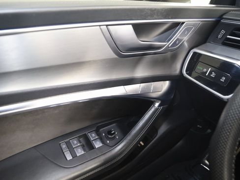 Used 2020 Audi S7 Prestige image 38