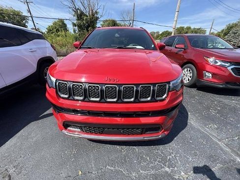 Used 2024 Jeep Compass Limited AWD/4WD image 16