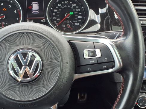 Used 2021 Volkswagen GTI SE FWD image 12