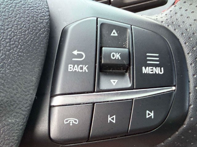 Used 2025 Ford Escape ST-Line FWD image 23