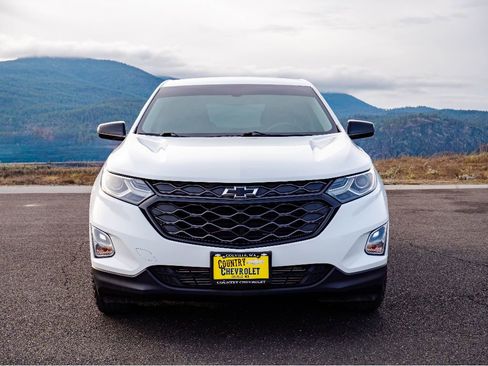 Used 2018 Chevrolet Equinox LT w/ Redline Edition image 2