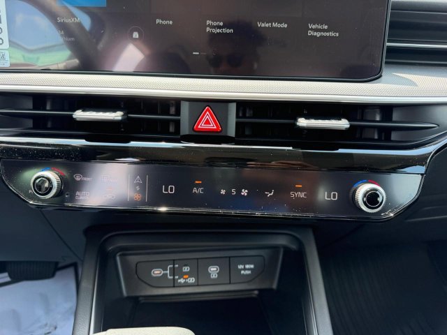 New 2026 Kia K5 LXS FWD image 13