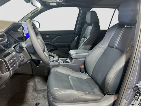 New 2026 Toyota 4Runner Limited image 19