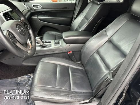 Used 2018 Jeep Grand Cherokee Limited AWD/4WD image 14