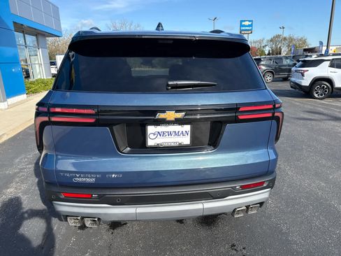 New 2026 Chevrolet Traverse LT w/ Driver Confidence Package image 10