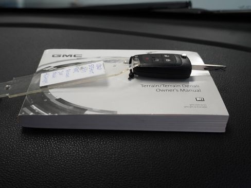 Used 2017 GMC Terrain SLE w/ Convenience Package image 36