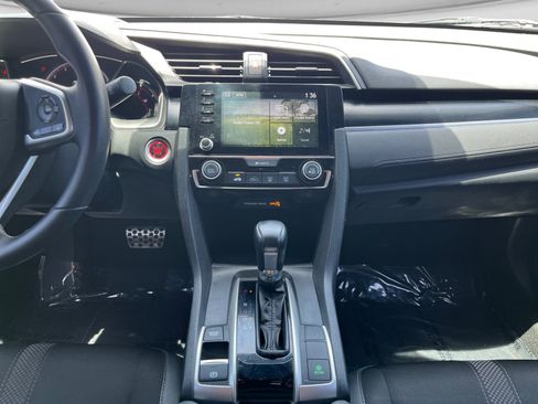 Used 2020 Honda Civic Sport image 11