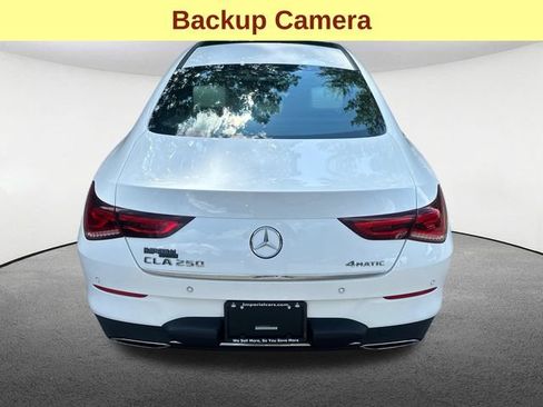 Used 2022 Mercedes-Benz CLA 250 4MATIC image 9