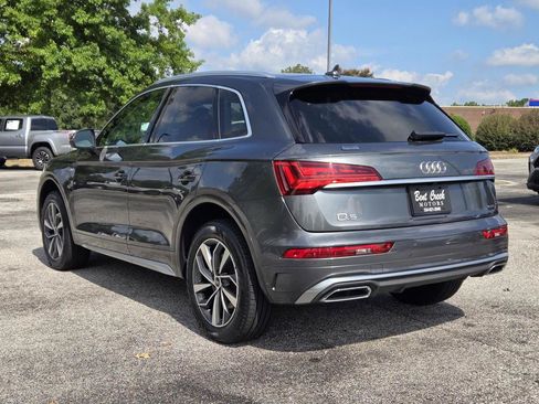 Used 2023 Audi Q5 2.0T Premium Plus w/ Premium Plus Package AWD/4WD image 11