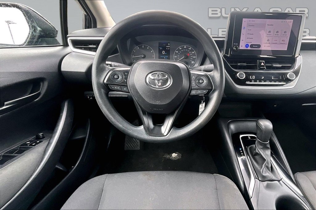 Used 2024 Toyota Corolla LE FWD image 5