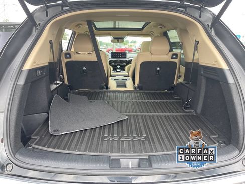 Used 2025 Acura MDX SH-AWD w/ Technology Package image 17