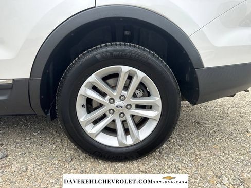 Used 2013 Ford Explorer XLT AWD/4WD image 41