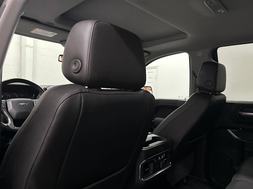 Used 2019 Chevrolet Silverado 1500 LTZ w/ LTZ Premium Package AWD/4WD image 49