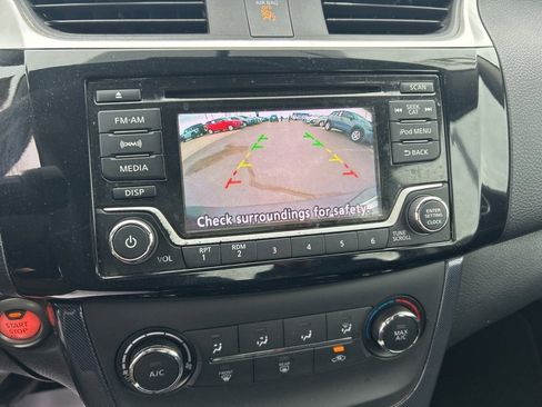 Used 2017 Nissan Sentra SR w/ SR Midnight Edition image 12