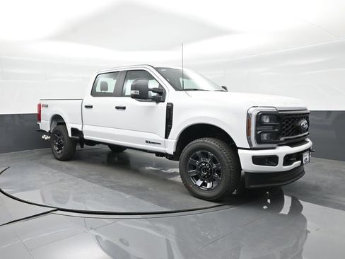 New 2026 Ford F250 XL w/ STX Appearance Package image 4