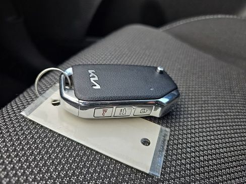 Certified 2023 Kia Forte LXS FWD image 12