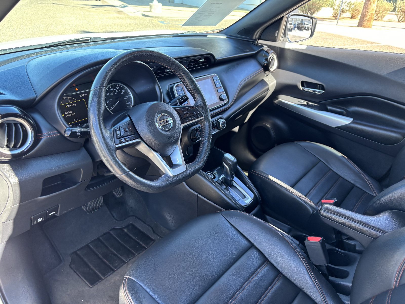 Used 2020 Nissan Kicks SR w/ SR Premium Package FWD image 19