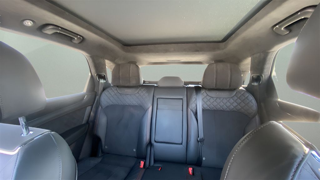 Used 2020 Bentley Bentayga Speed AWD/4WD image 22