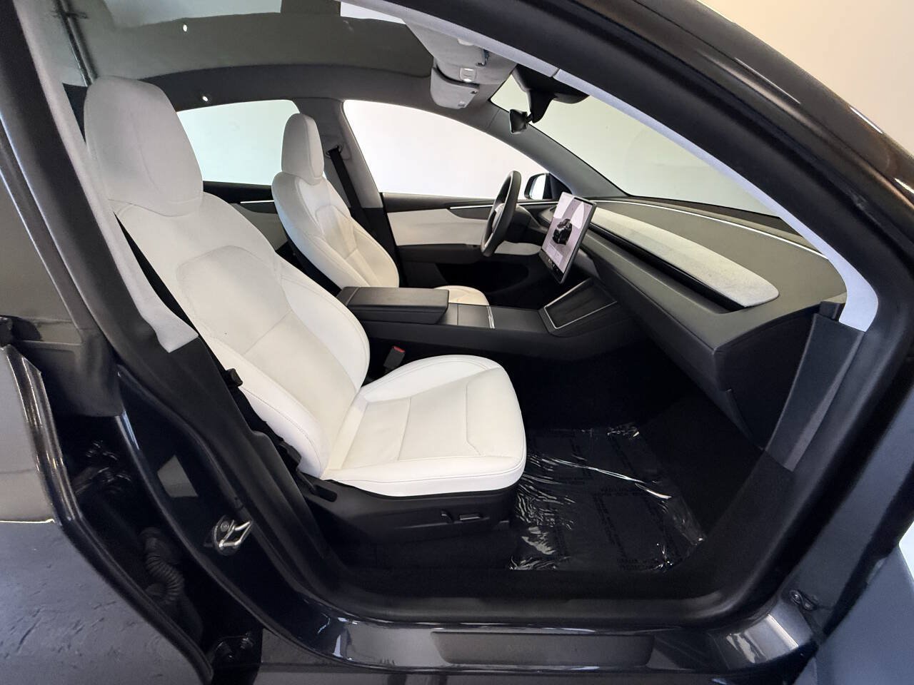 Used 2026 Tesla Model Y Long Range AWD/4WD image 33