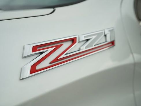 Used 2019 Chevrolet Silverado 1500 LTZ image 36