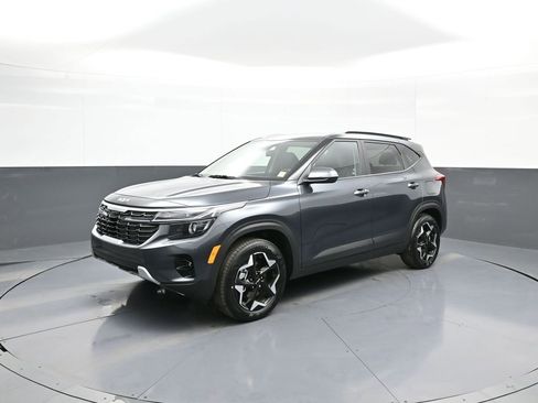 New 2025 Kia Seltos S image 10