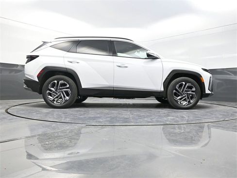 New 2026 Hyundai Tucson Limited image 39