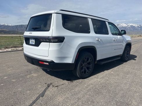 New 2026 Jeep Grand Wagoneer Limited image 3
