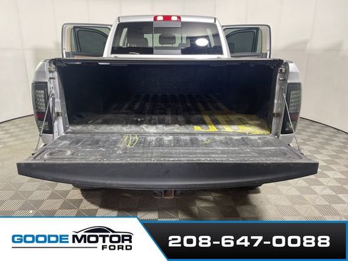 Used 2018 RAM 3500 Laramie w/ Cold Weather Group AWD/4WD image 20