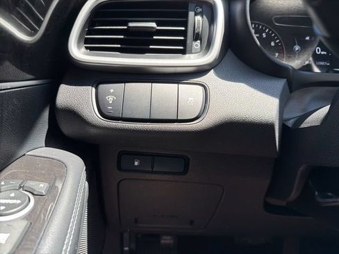 Used 2016 Kia Sorento AWD image 13