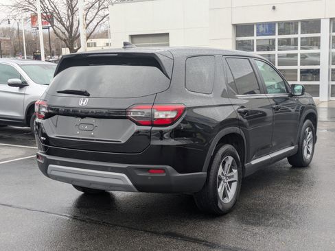 Certified 2025 Honda Pilot EX-L image 3