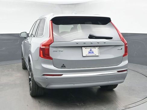 Used 2025 Volvo XC90 B6 Plus image 7