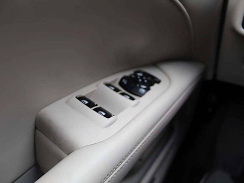 Used 2017 Lincoln MKZ Reserve image 19