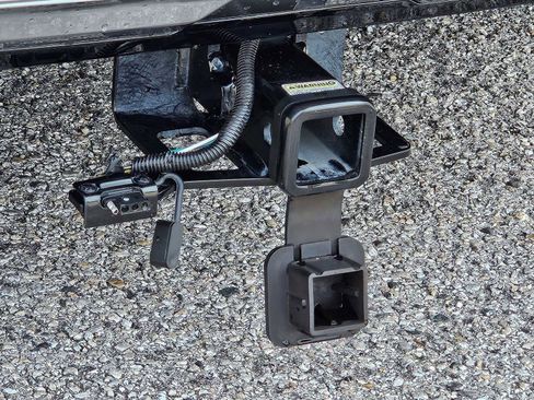 Used 2023 Kia Sorento S image 33