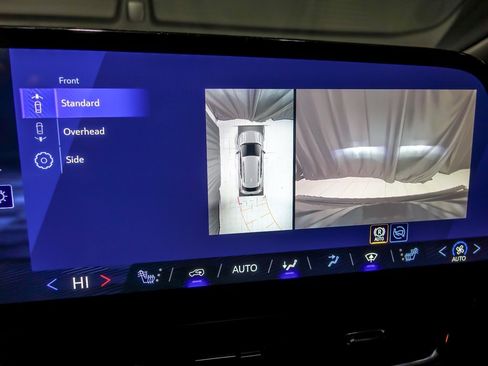 New 2026 Chevrolet Equinox EV LT image 19