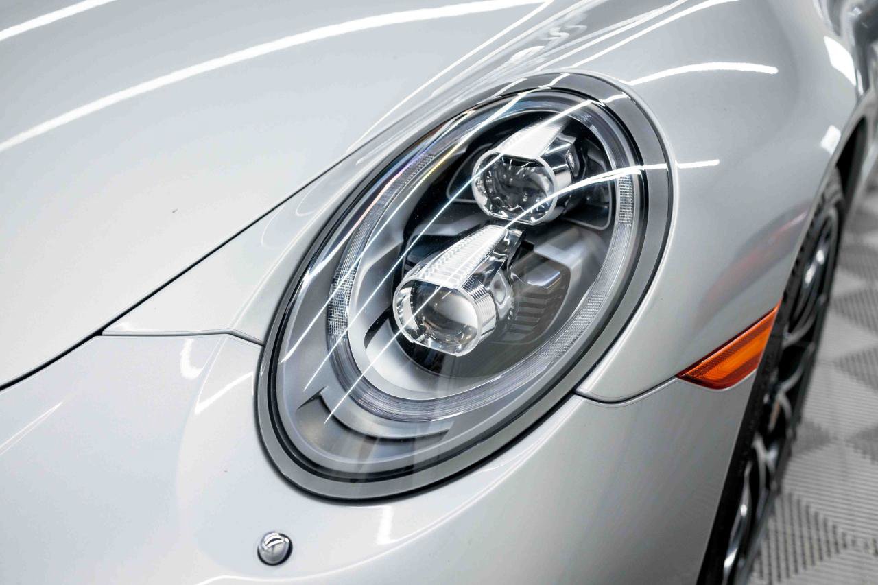 Used 2017 Porsche 911 4 Coupe AWD/4WD image 12