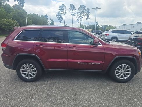Used 2022 Jeep Grand Cherokee Laredo E RWD image 4