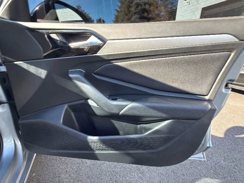 Used 2019 Volkswagen Jetta R-Line w/ R-Line Cold Weather Package image 40